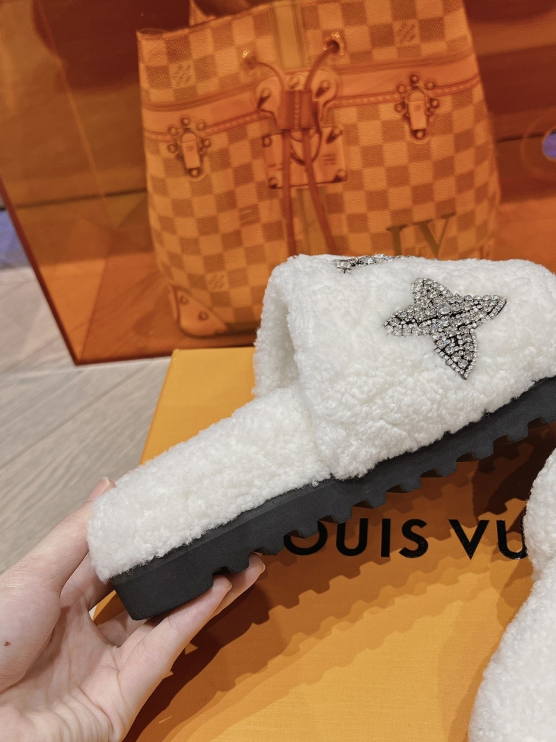 Louis Vuitton Slippers